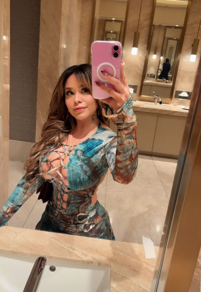 Sono disponibile per un piano sessuale!