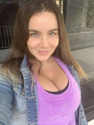 Ciao. Sono disponibile tutta la notte per soddisfare i tuoi desideri sessuali.❤️💋