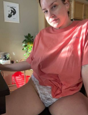 Tesoro, sono disponibile ora per i tuoi indimenticabili desideri sessuali🥰🥰+393501197534