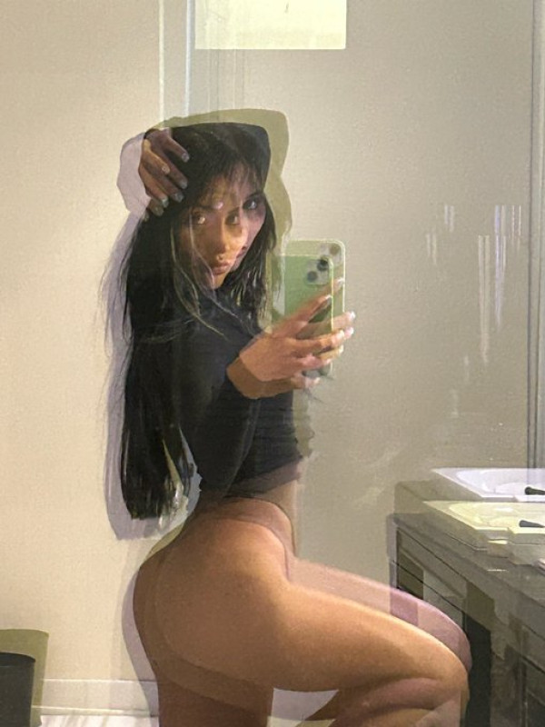 Ciao 😊 Ich suche net, freundliche Begegnungen! Bei Interesse melde dich gerne bei mir auf Télégramme : @vero8662 o Zangi: 1065277448