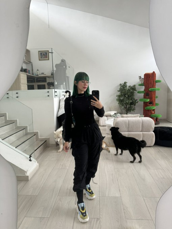 Sono disponibile per incontri sessuali 😘