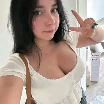 Sono disponibile per un incontro sessuale
