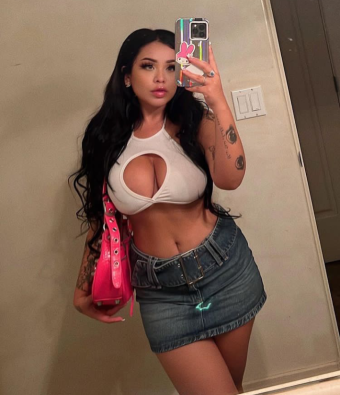 Sono disponibile per un piano sessuale!