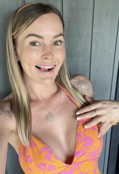 Ciao a tutti, scrivetemi su WhatsApp per qualche incontro