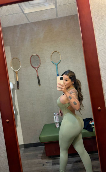 Hosana, una donna calda e provocante per i tuoi desideri Sessuale🇮🇹😍!