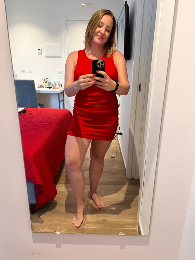 CIAO TESORO, VIENI A VIVERE IL MOMENTO PIACEVOLE, PIACEVOLE E INDIMENTICABILE INSIEME A ME A LETTO SENZA ALCUN PROBLEMA 🇮🇹❤️🇮🇹