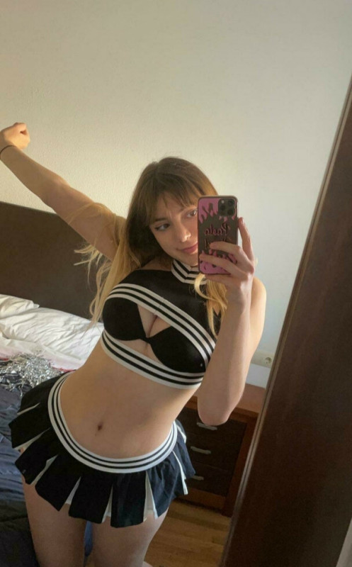 Sono una donna single disponibile per una rapporto sessuale ma è pagamento quindi sei interessato