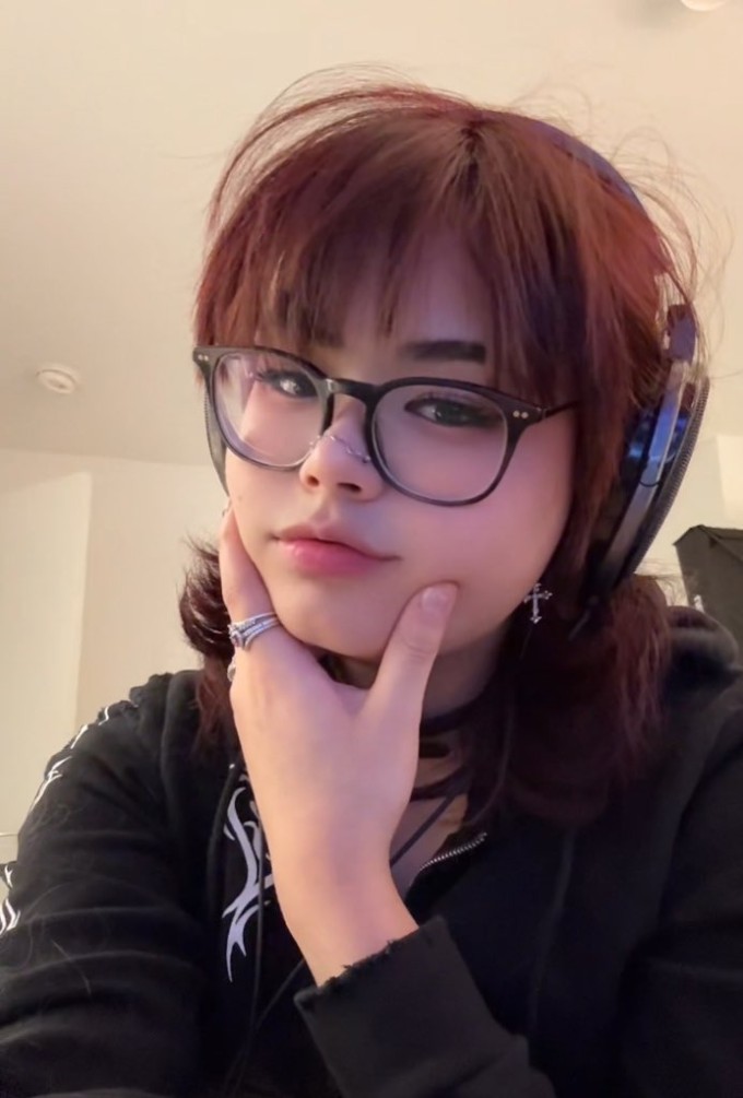 Tranx Céline Ti riceve mentre questo si muove