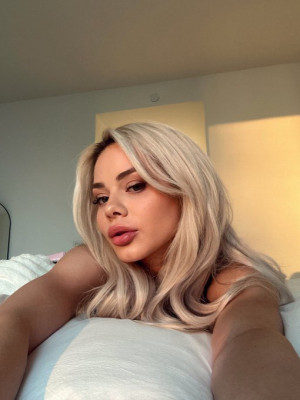 Sono disponibile adesso Sono disponibile adesso