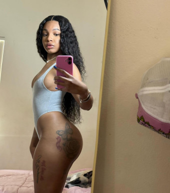 Se sei interessato, ti piacerebbe incontrarmi per trascorrere insieme dei bellissimi momenti di piacere sessuale?