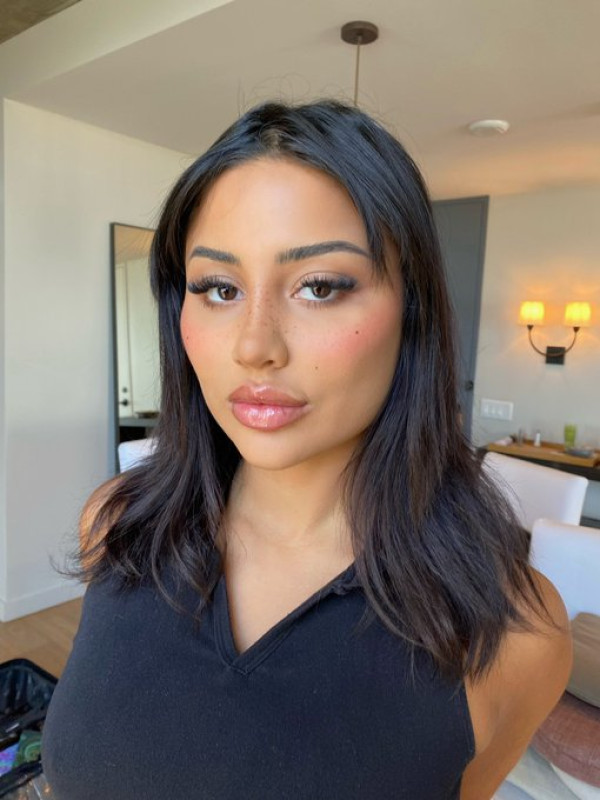 Ciao 😊 Ich suche net, freundliche Begegnungen! Bei Interesse melde dich gerne bei mir auf Télégramme : @vero8662 o Zangi: 1065277448