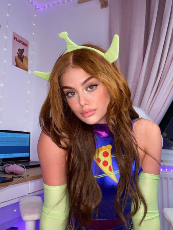 Ciao 👋 come stai 💞 mi chiamo patrizia e vivo da poco in Italia e sono felice di conoscerti ✅