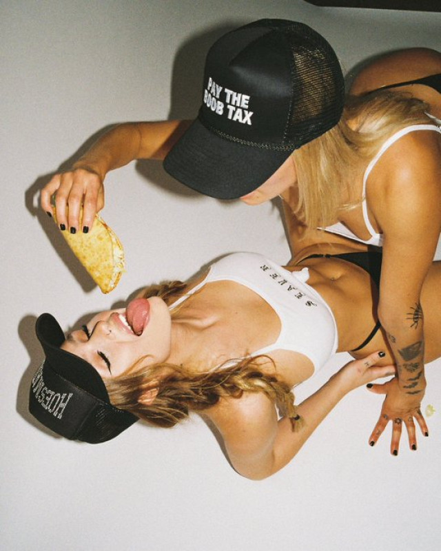 Ciao. Sono disponibile tutta la notte per soddisfare i tuoi desideri sessuali.❤️💋