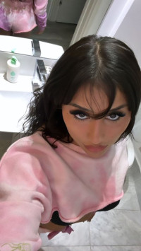 Sono una donna single disponibile per una rapporto sessuale ma è pagamento quindi sei interessato