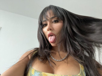 Sono una donna single disponibile per una rapporto sessuale ma è pagamento quindi sei interessato