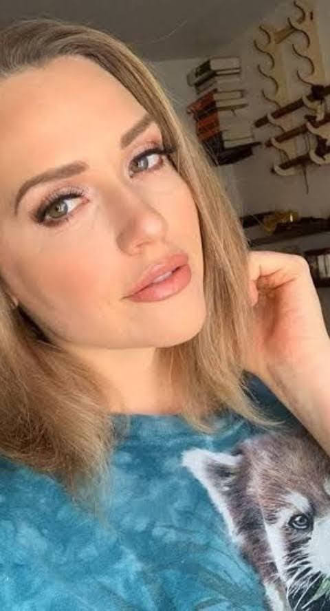 Sono una donna single disponibile per una rapporto sessuale ma è pagamento quindi sei interessato