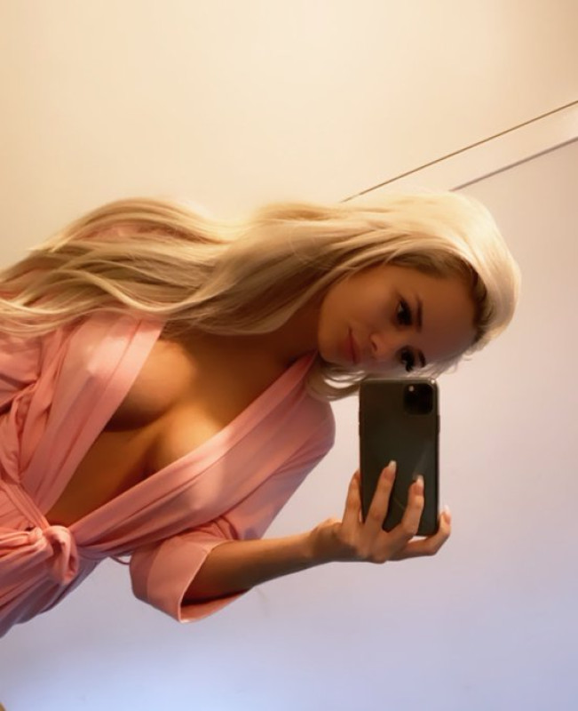 A disposizione per un momento piacevole e adorabile 😍💋😘