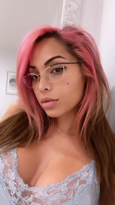 Sono disponibile per incontri maliziosi ❤️