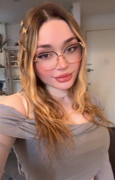 NUOVA IN ITALIA SELENA BRASILIANA SESSO ORALE NATURALE DEA DELLA GOLA DESIDERIO DI SODDISFAZIONE DOMINATRICE SONO GIOTTA DI CASSI PRENDIMI DA OGNI PARTE