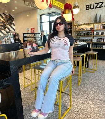 Sono disponibile per un piano sessuale!