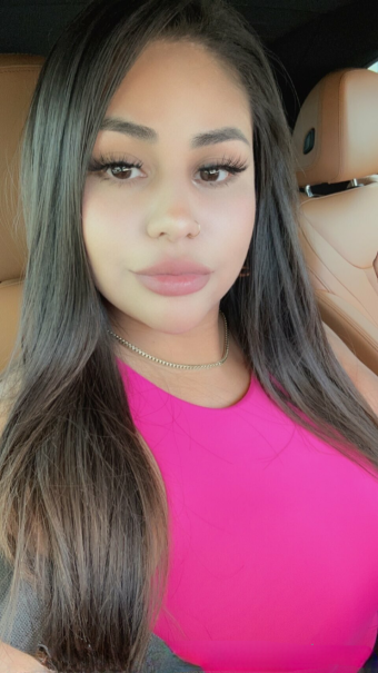 Ragazza escort disponibile per incontri sessuali a pagamento senza problemi