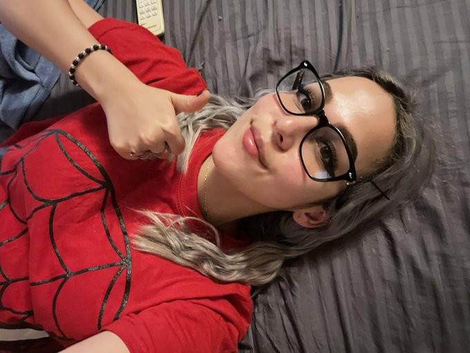 Sono disponibile per incontri sessuali 😘