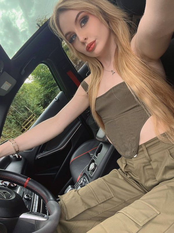 Sono disponibile 🍆