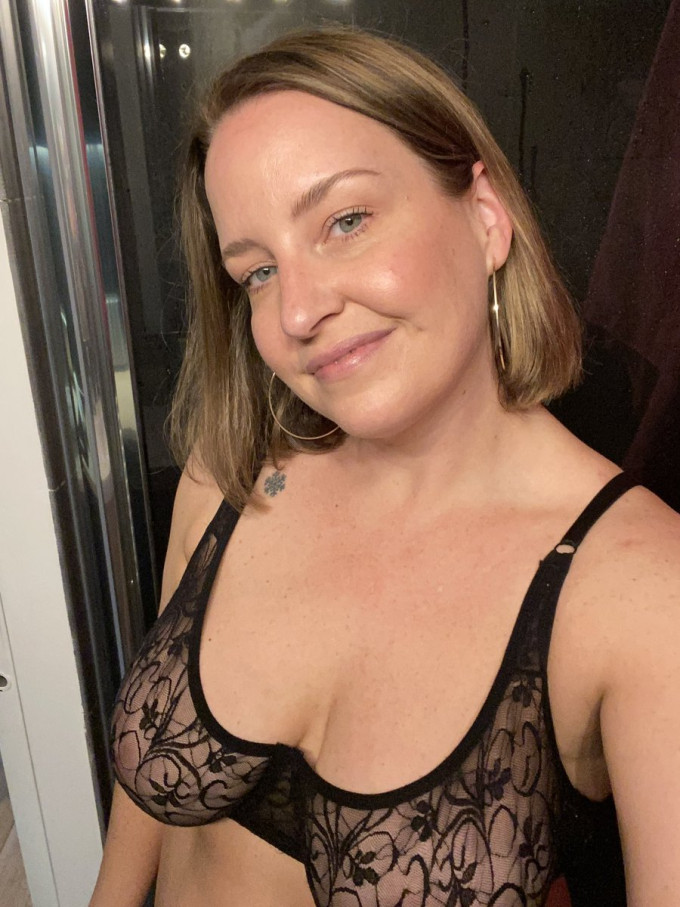 +22958684130 VENITE A VIVERE INSIEME IL MOMENTO PIÙ BELLO, UN MOMENTO INDIMENTICABILE, UNICO, MALIZIOSO E PIACEVOLE A LETTO, SENZA ALCUN PROBLEMA.