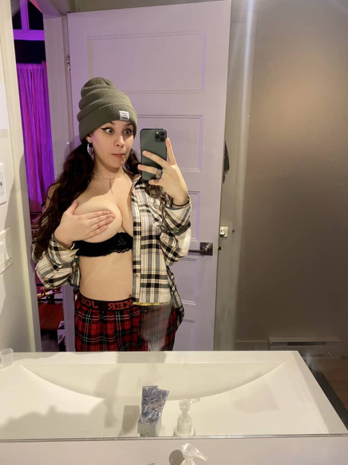 Sono nuovo qui per soddisfare 💋💓