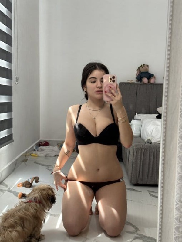 Sono disponibile per un incontro sessuale