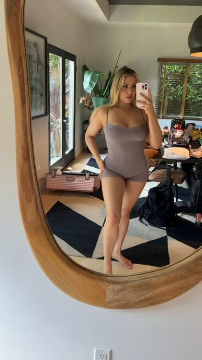 SALUT CHÉRI👋, JE SUIS DISPONIBLE POUR TE RENDRE PLAISIR 🔥🔥🔥VIENS EXCITÉ 🥰🥰