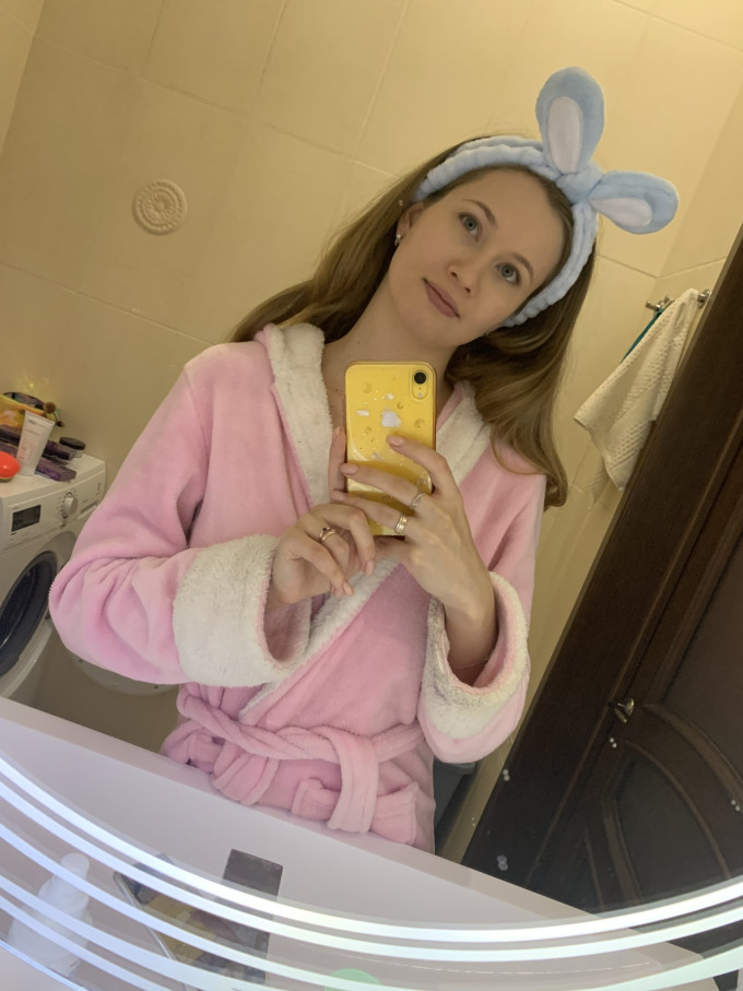 SONO APPENA ARRIVATA (MASSAGGIO LINGAM COMPLETO) BACIO CON LA LINGUA, SBORRATA GRATUITA, UN BELLO 69 CALMO, SENZA FRETTA, LATO B, GOLA PROFONDA