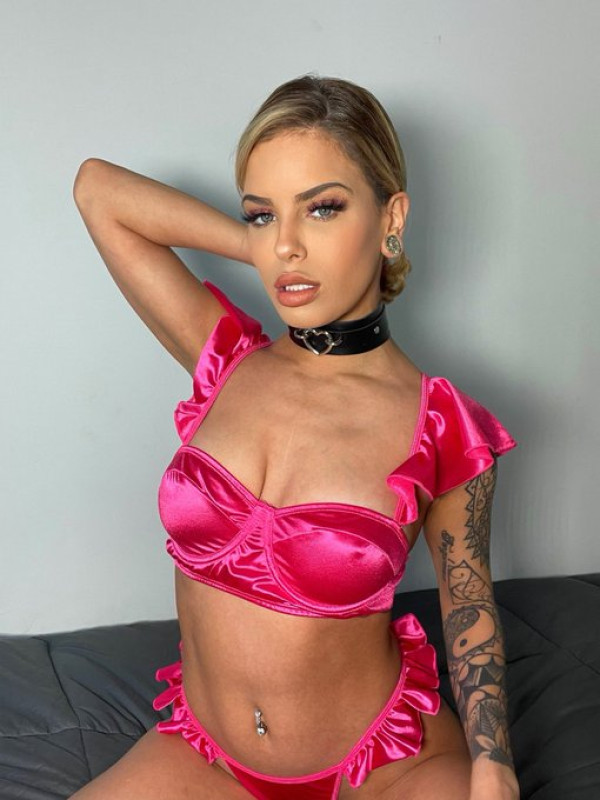 Salut mon amour, viens baiser💋 ma chatte et mon cul ❤️ venez goûter pour connaître la différence🔥🔥🔥